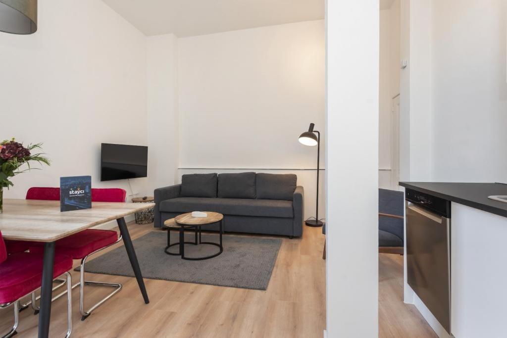 Stayci Serviced Apartments Central Station Гаага Екстер'єр фото