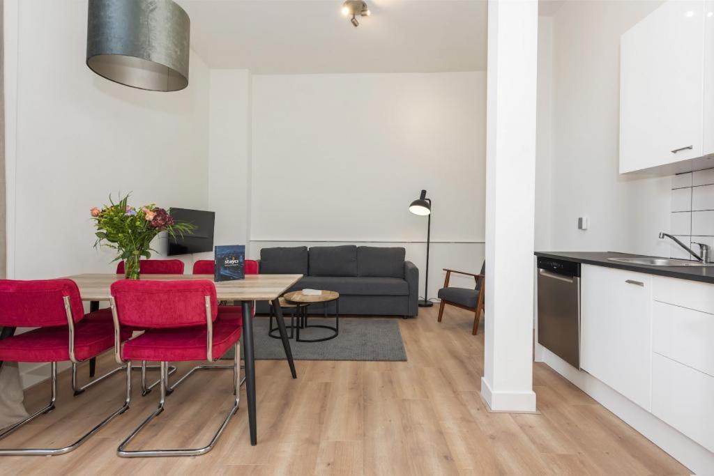 Stayci Serviced Apartments Central Station Гаага Екстер'єр фото